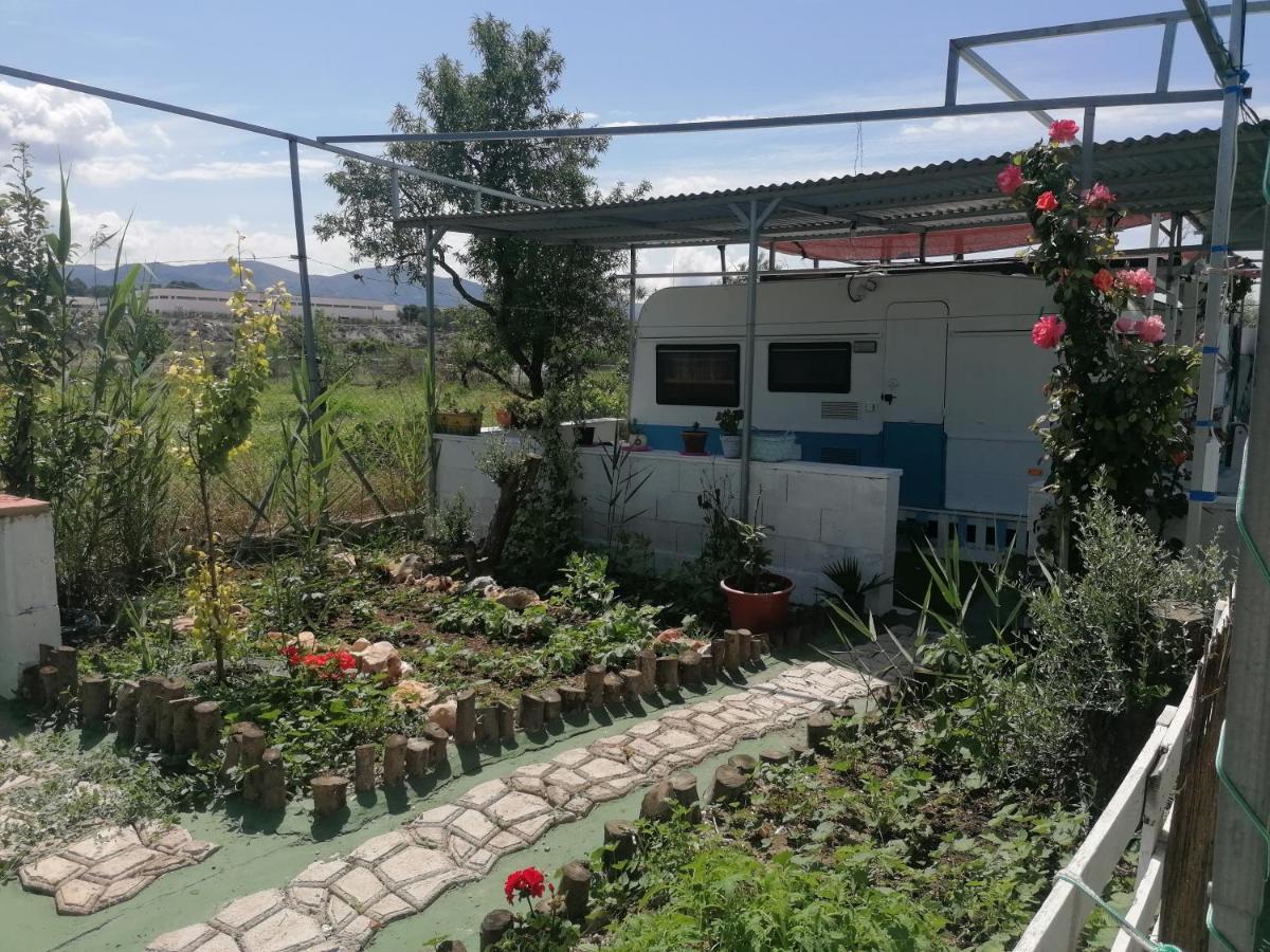 Caravanas Y Habitaciones Para Relajarse Sax Exterior photo